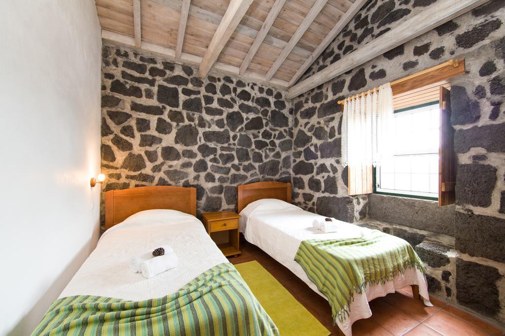 Casa Do Alambique Guest House Santa Luzia  Bagian luar foto